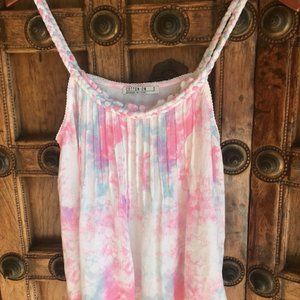 COTTON ON, floral tank top size Small.